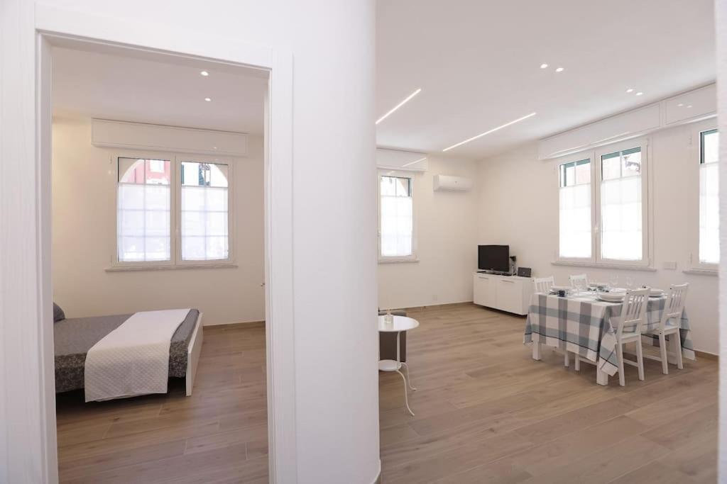 Casa Teresitta A Un Passo Dalla Baia Del Silenzio 세스트리레반떼 외부 사진